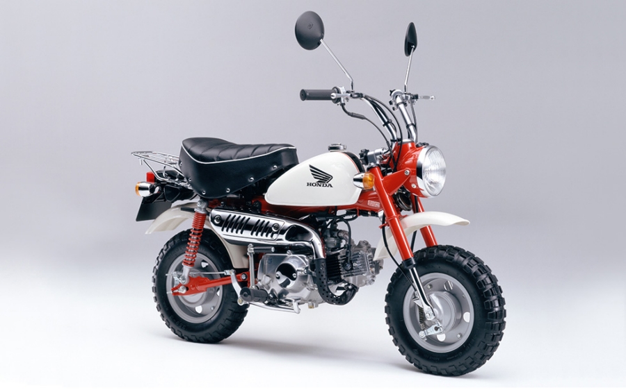 Honda 50ccレジャーバイク モンキー のカラーリングを変更して発売