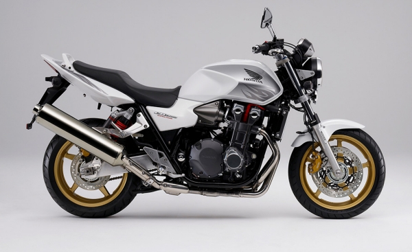 Honda 大型ロードスポーツモデル Cb1300 Super Four Cb1300 Super Bol D Or ボルドール のカラーリングを変更して発売