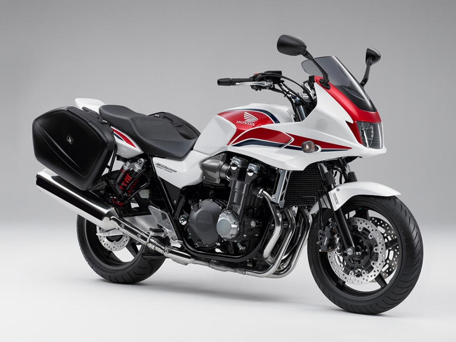 Honda 大型ロードスポーツツアラー「CB1300 SUPER TOURING」を新発売 「CB1300 SUPER FOUR」「CB1300  SUPER BOL D'OR」をマイナーモデルチェンジし発売
