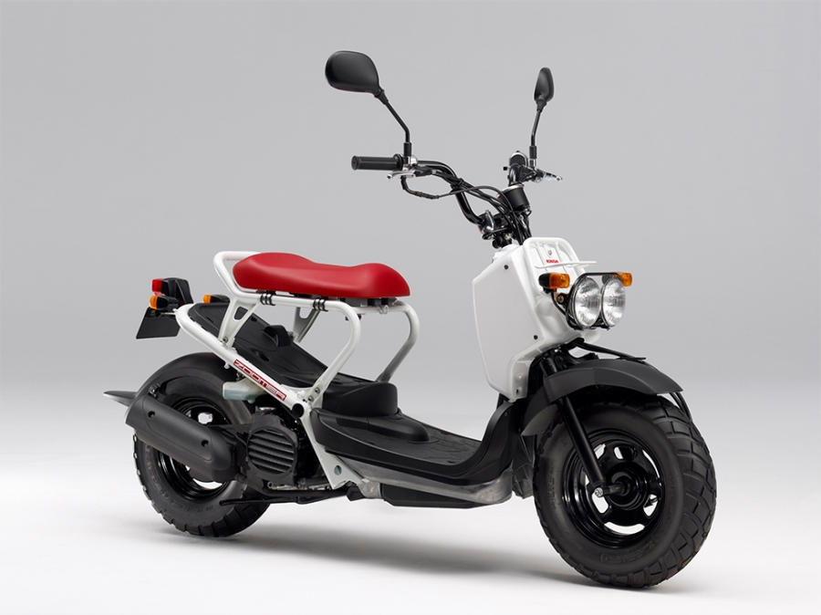 Honda | 50ccのネイキッドスクーター「ZOOMER（ズーマー）」の発売10