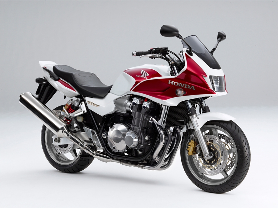Honda | 誕生20周年を記念し「CB1300シリーズ」の特別仕様車を発売