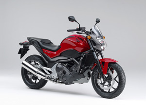 NC700S Dual Clutch Transmission<ABS> マグナレッド NC700S Dual Clutch Transmission<ABS> マグナレッド