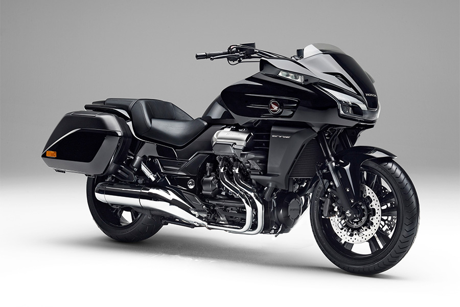 Honda 新型のクルーザーモデル「CTX1300」を発売