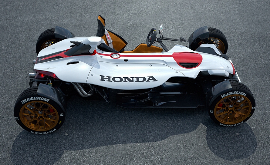 Honda 2015年フランクフルトモーターショーでコンセプトモデル「Honda Project 2&4 powered by RC213V」を世界初公開 Honda 2015年フランクフルトモーターショーでコンセプトモデル「Honda Project 2&4 powered by RC213V」を世界初公開