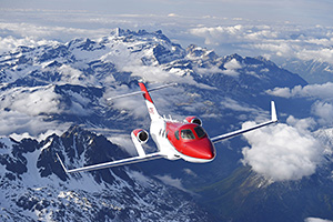 アルプス山脈上空を飛行中のHondaJet アルプス山脈上空を飛行中のHondaJet