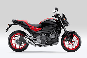 NC750S デュアル・クラッチ・トランスミッション<ABS>(ツートーン) (グラファイトブラック) NC750S デュアル・クラッチ・トランスミッション<ABS>(ツートーン) (グラファイトブラック)