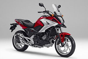 NC750X(キャンディーアルカディアンレッド) NC750X(キャンディーアルカディアンレッド)