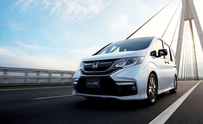 Honda Step Wgn Modulo X を一部改良して発売