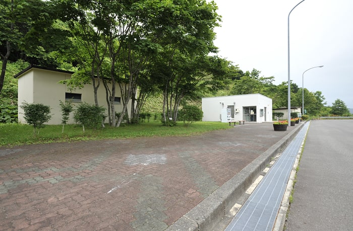 通路も広めなので、安心して歩けます。