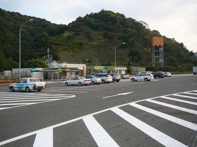 パーキングエリア全景です。