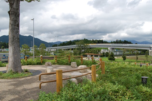 ちょっとした展望台があります。
