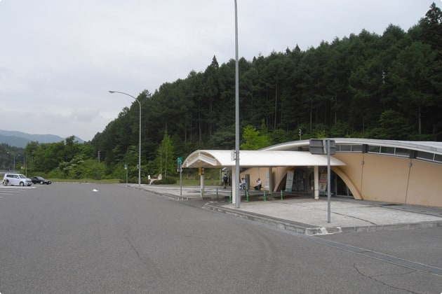 パーキングエリア全景です。