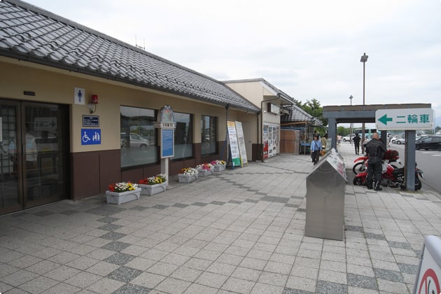 下り線側の全景です。