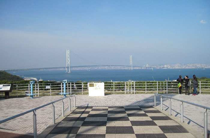明石海峡大橋を見ることのできる展望台です。
