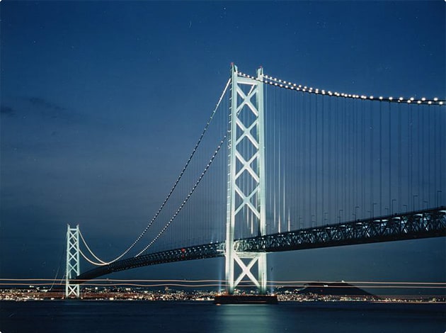 明石海峡大橋の夜景です。