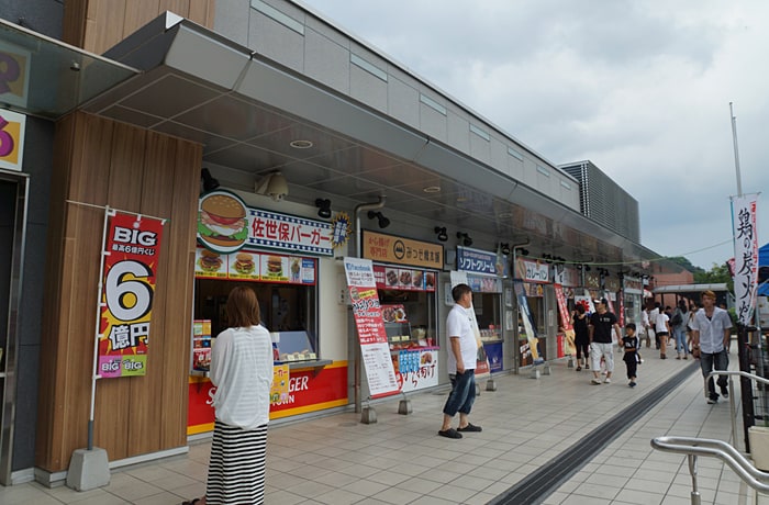 テイクアウトコーナー。