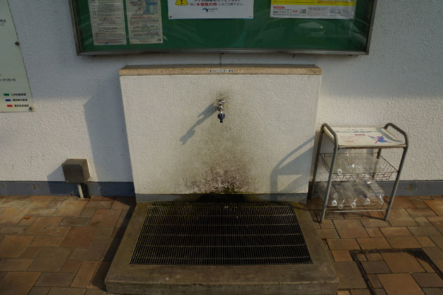 水飲み場があります。