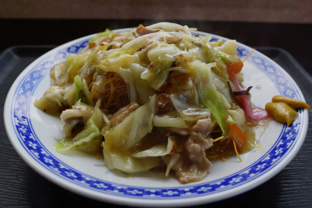 長崎名物「皿うどん」。おいしそう！