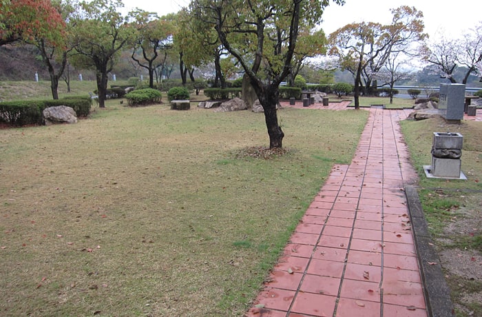 わんことのお散歩に最適な遊歩道がありますよ。
