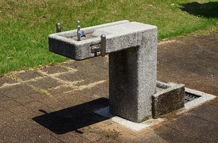 水飲み場があります。
