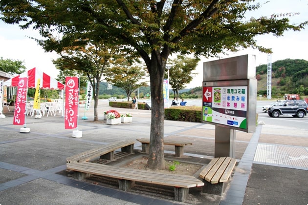 ドッグランの案内看板です。