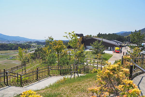 本陣跡地は小高い丘になっているため、周辺の景色を眺望することができます。