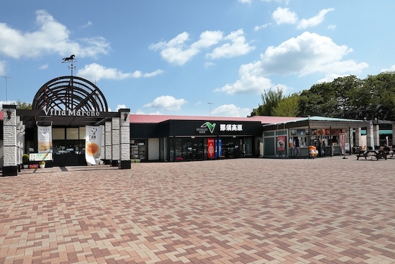 広めの緑地があるわんこにやさしいSAです。