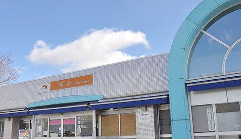 わんこと一休みできるベンチのあるPAです。