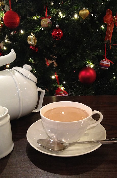 ロンネフェルト社のおいしい紅茶もいただけますよ。