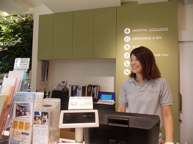 気さくなスタッフさんたちが親切に対応してくれますよ。