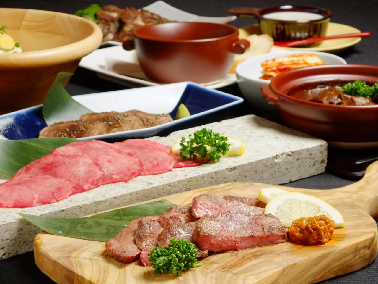 うしすけプロデュース。わんこと入れる牛たん専門店