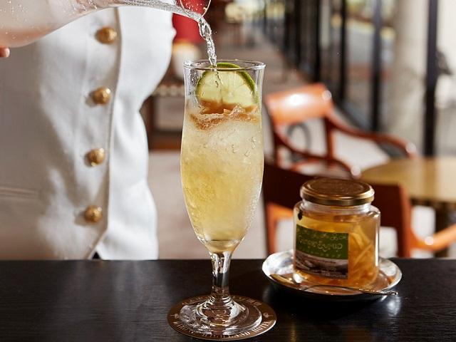 箱根のおいしいお水に炭酸と果実の風味を加えたホテルオリジナルのアロマティックソーダ。