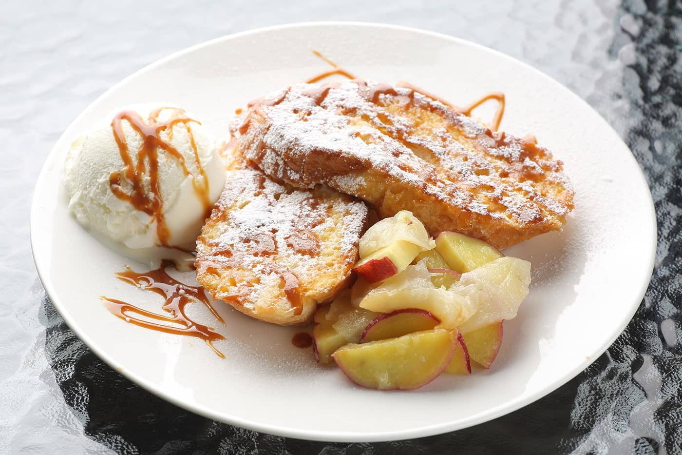 りんごのフレンチトースト
