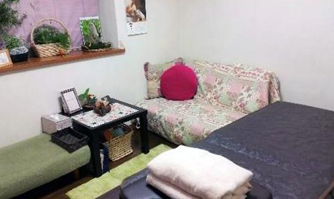 リラックスした状態で施術を受けられる貸し切り空間が魅力