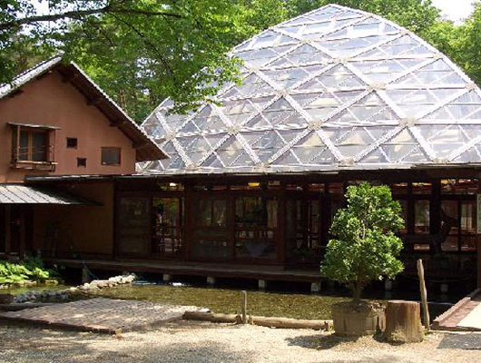 名水公園べるが内にある森のカフェレストラン