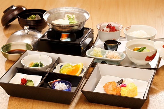 素材にこだわった一流料理人の味をどうぞ！