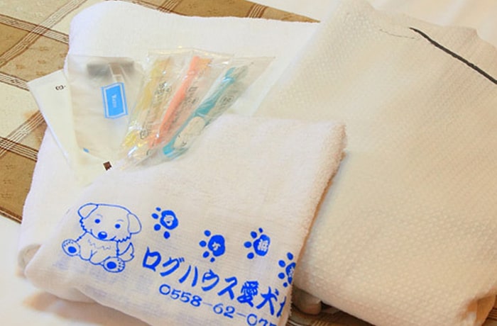 飼い主さん用のアメニティはかわいいタオル付き！