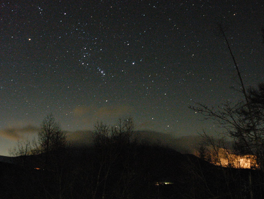天気が良ければ、満天の星空を見ることができます。人工衛星が肉眼で見ることもできるそうですよ。