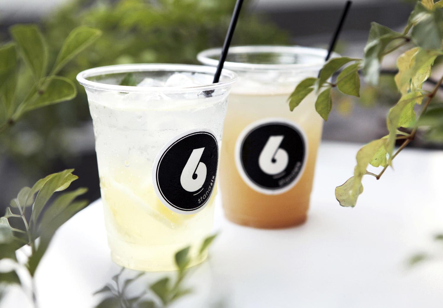 コーヒーや紅茶のほか、オーガニックや自家製にこだわったソーダやカクテルも