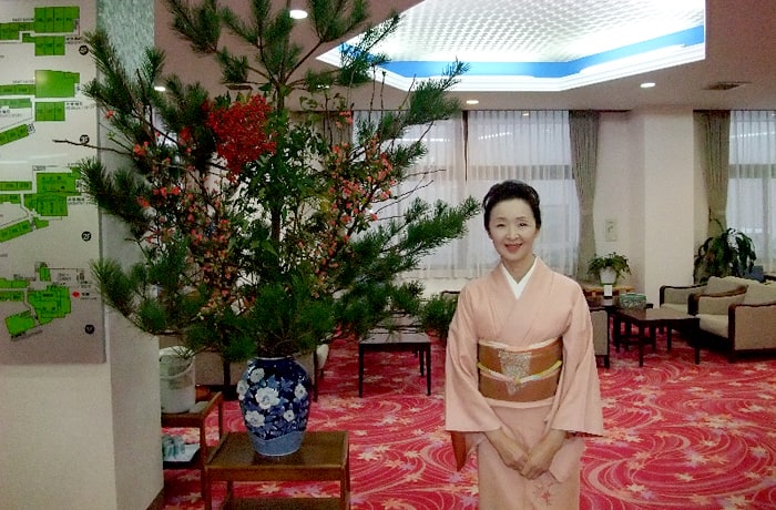 「丹泉ホテル」のおもてなしで、のんびりとしてください。皆様のお越しをお待ちしております。