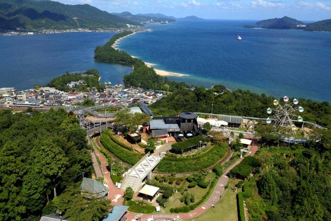 日本三景・天橋立の絶景をわんこと楽しめるアミューズメント施設