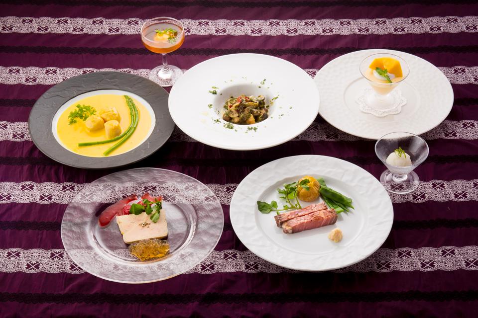 地場の食材や旬の食材を使ったフレンチ料理が味わえます。