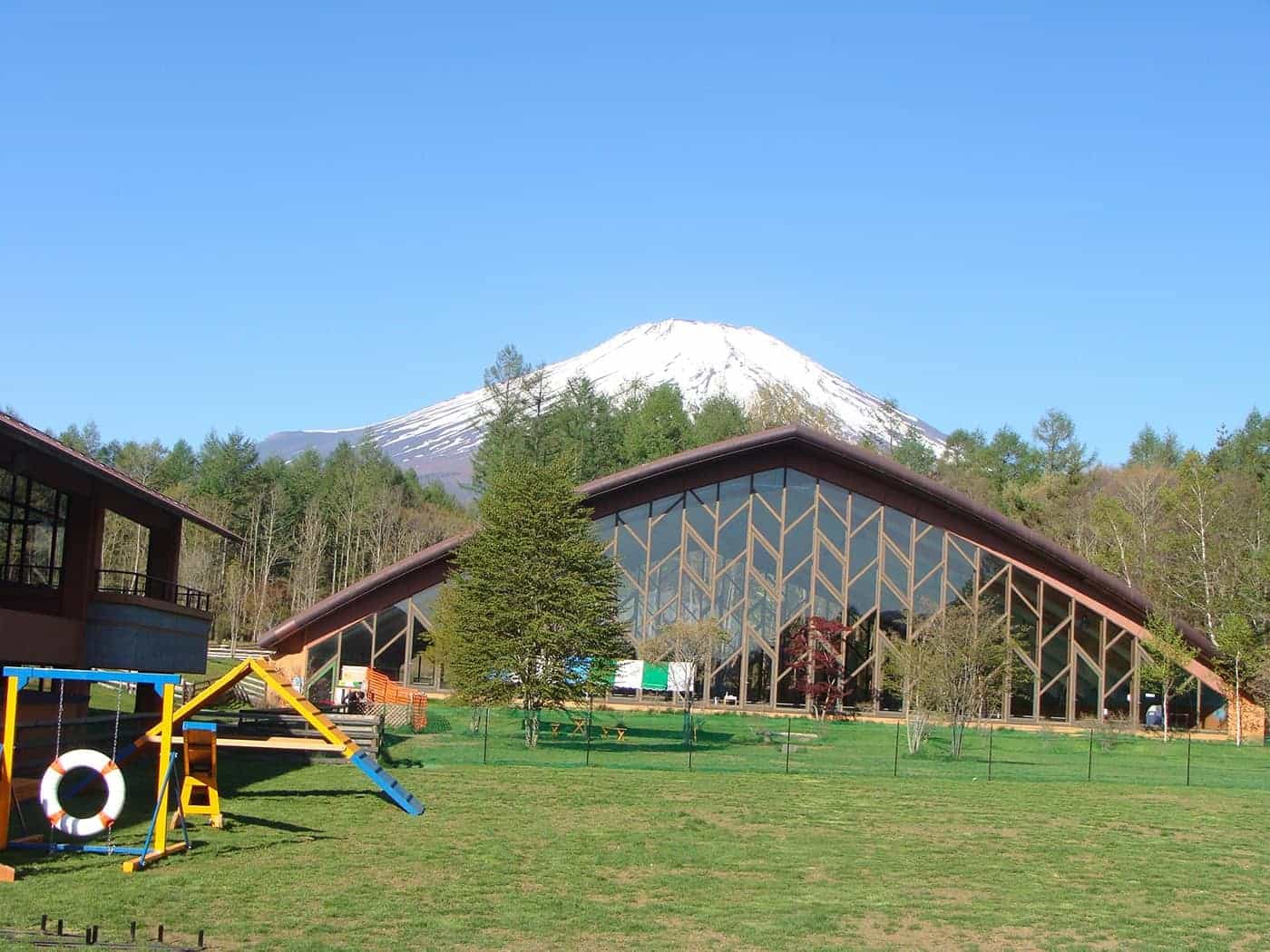 富士山の麓で、たくさん走って、泳ごう！