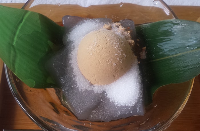 本わらび粉を使った「わらび餅」はコーヒーと相性抜群！