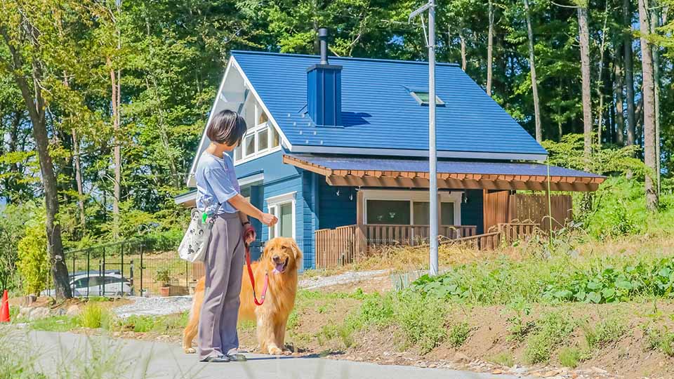 2023年夏オープン！10名まで泊まれる国産ヒノキのログハウス【Cony】