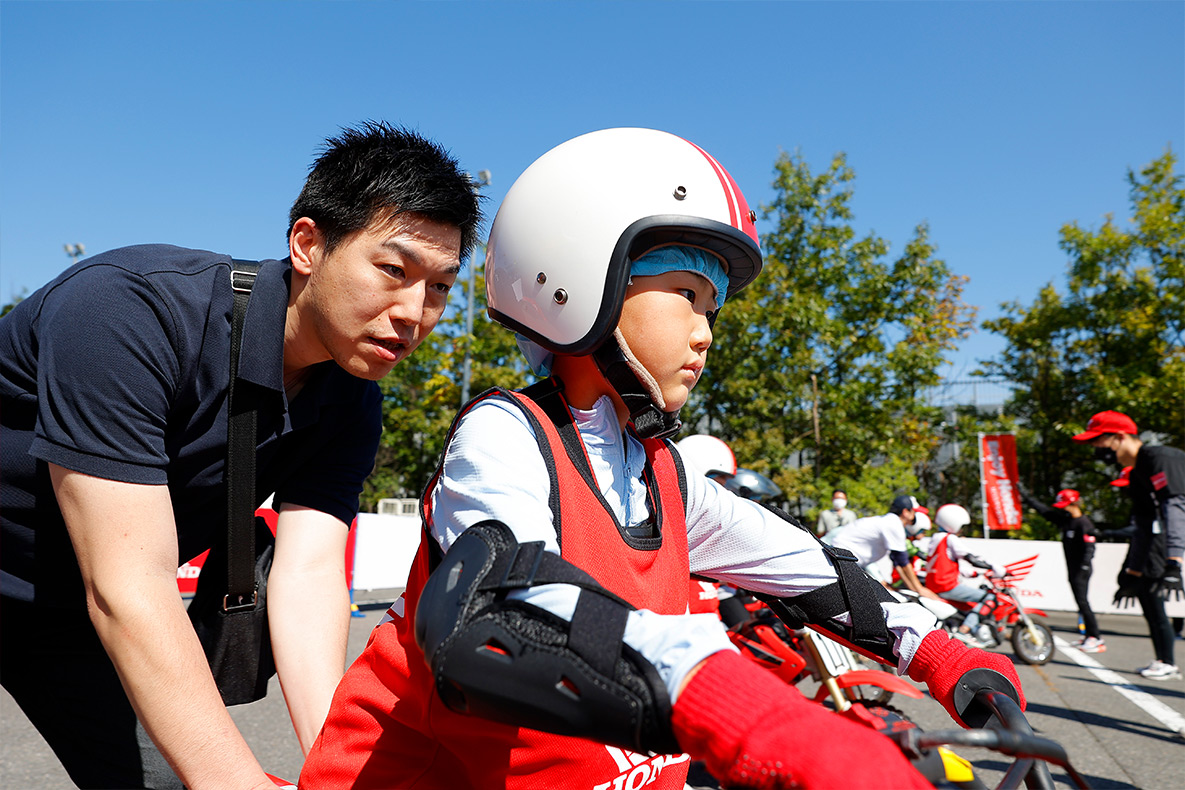 画像：親子バイク体験