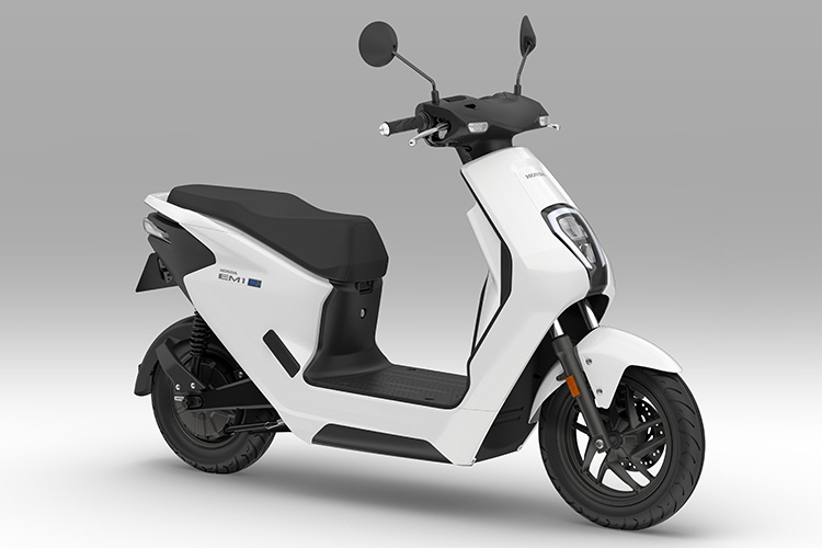 画像：電動バイク体験
