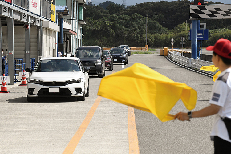 画像：クルマ試乗会