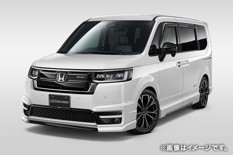 画像：無限パーツ装着車展示・アパレル・グッズ販売
