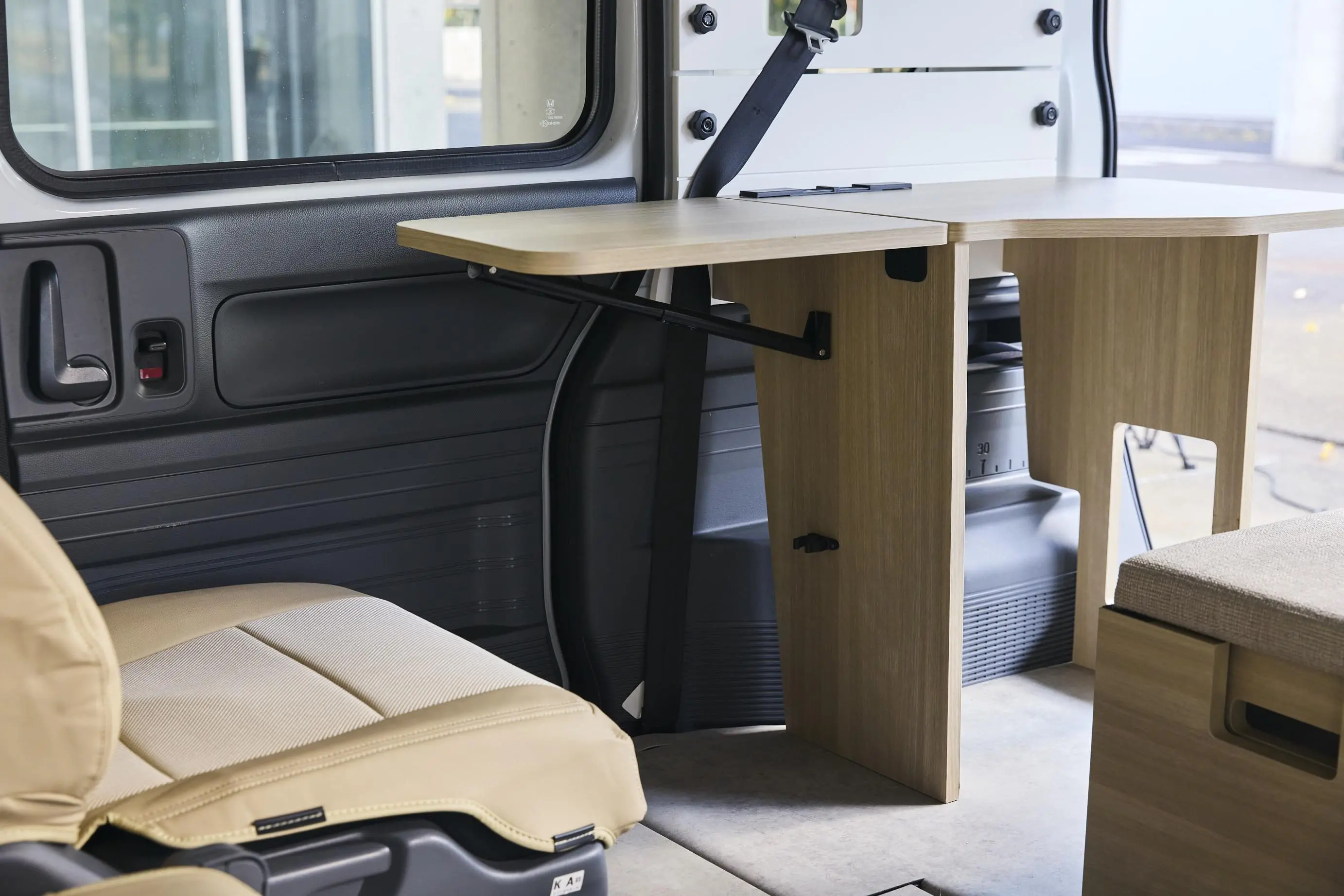 N-VAN 作業スペース